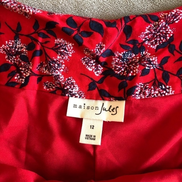 NWT Maison Jules red flawless short size 12 - Picture 3 of 6